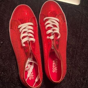 Size 10 red sequin tennis shoes
